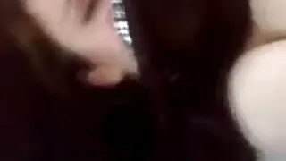 Niesamowite dojrzałe mamuśki ruchanie w cipkę kobietą w czarnej sukience