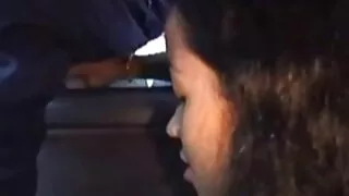 W weekend sex filmy z dojrzalymi Brunetka delikatnie ssie kutasa swojego kochanka